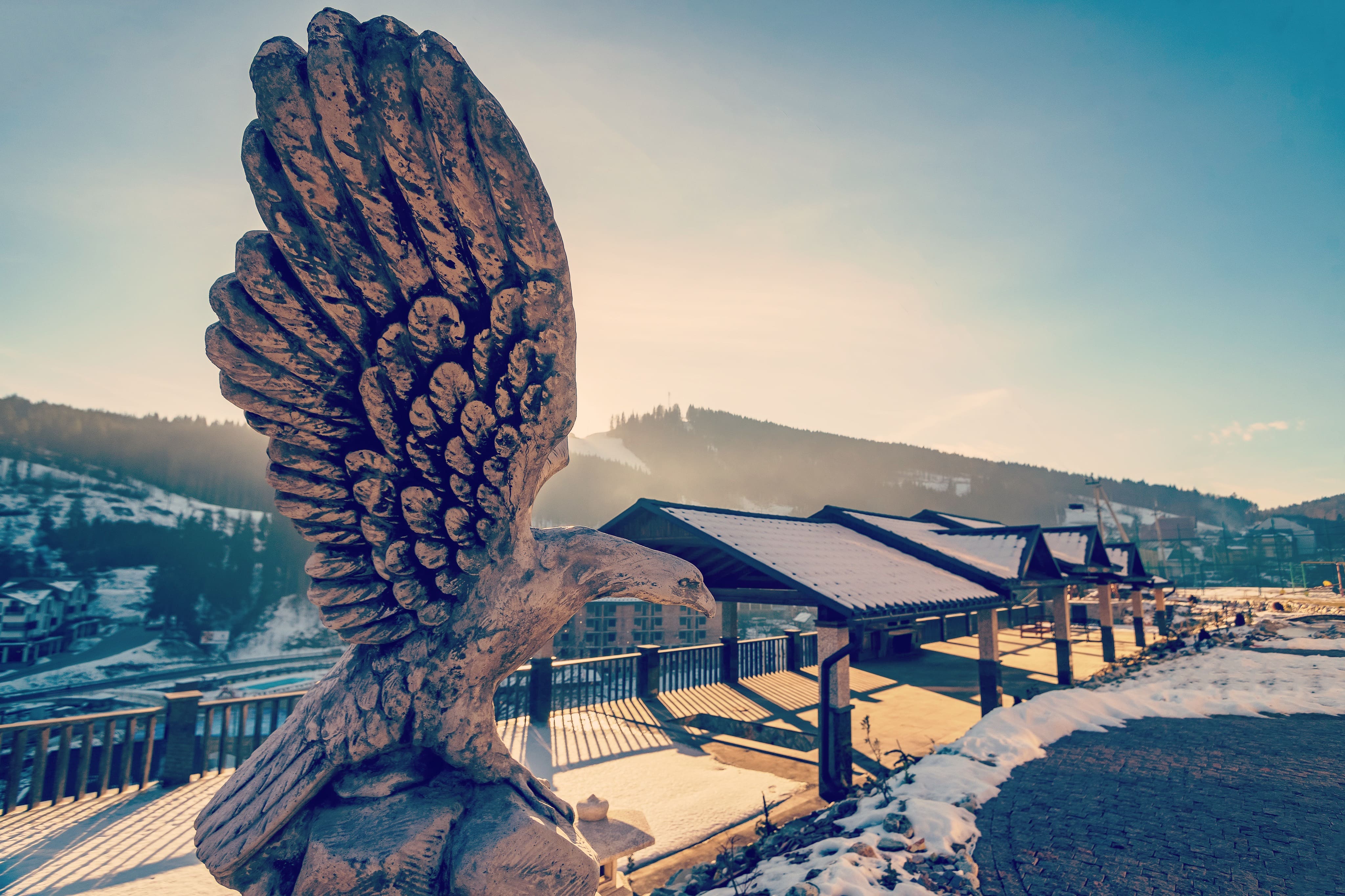 Затишний зимовий двiр